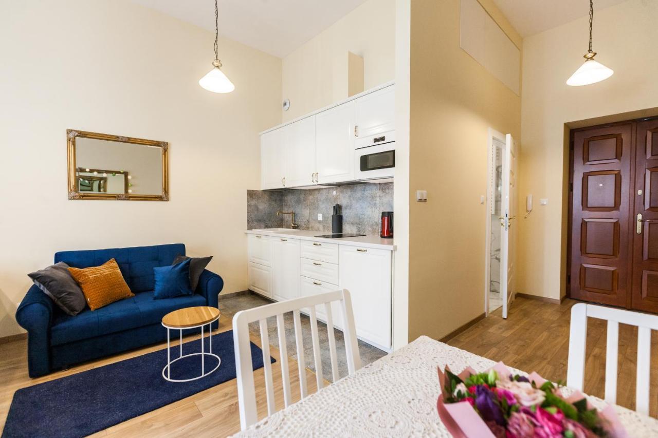 Vintage Sebastiana Apartment Krasków Eksteriør bilde